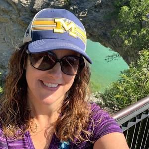 Meet your Posher, Sara